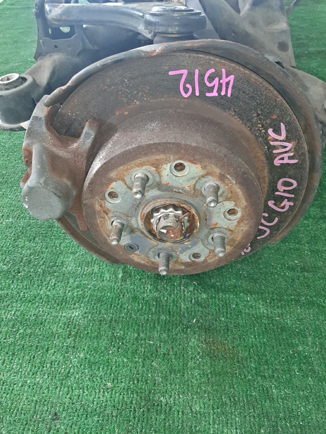 Балка задняя TOYOTA BREVIS JCG10 1JZ-GE 4512 2 ракурс Балка задняя TOYOTA BREVIS JCG10 1JZ-GE 4512 2 ракурс