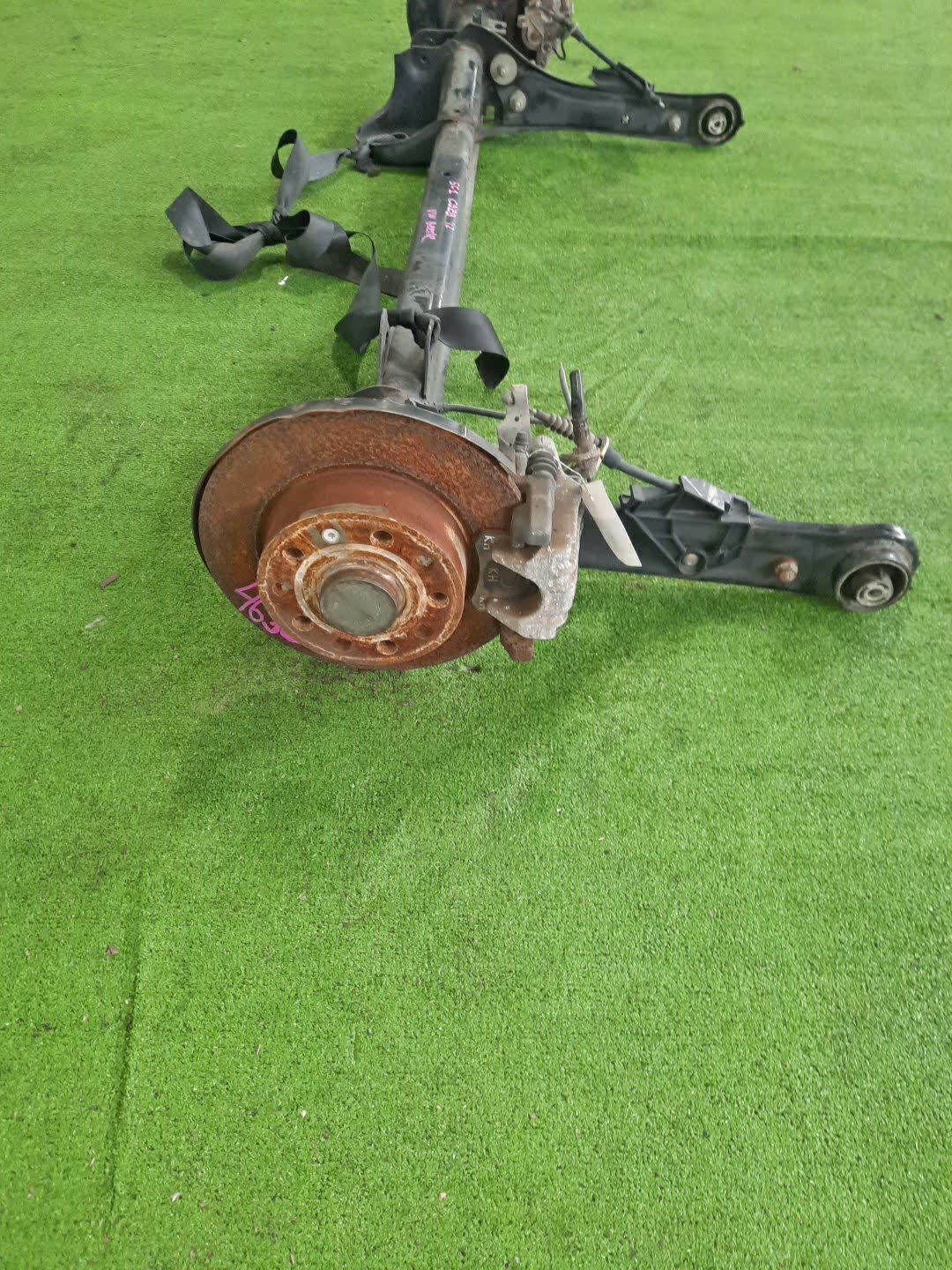 Балка задняя VOLKSWAGEN BEETLE 5C1 CBZB 4630 3 ракурс