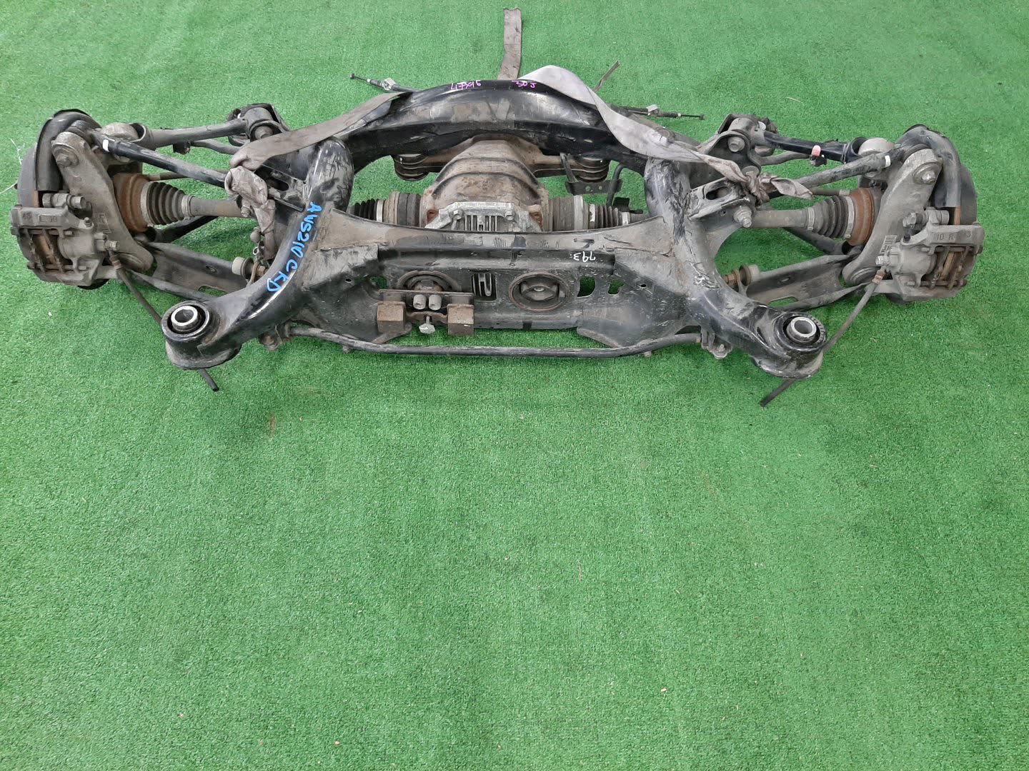 Балка задняя TOYOTA CROWN AWS210 2AR-FSE 4716 3 ракурс