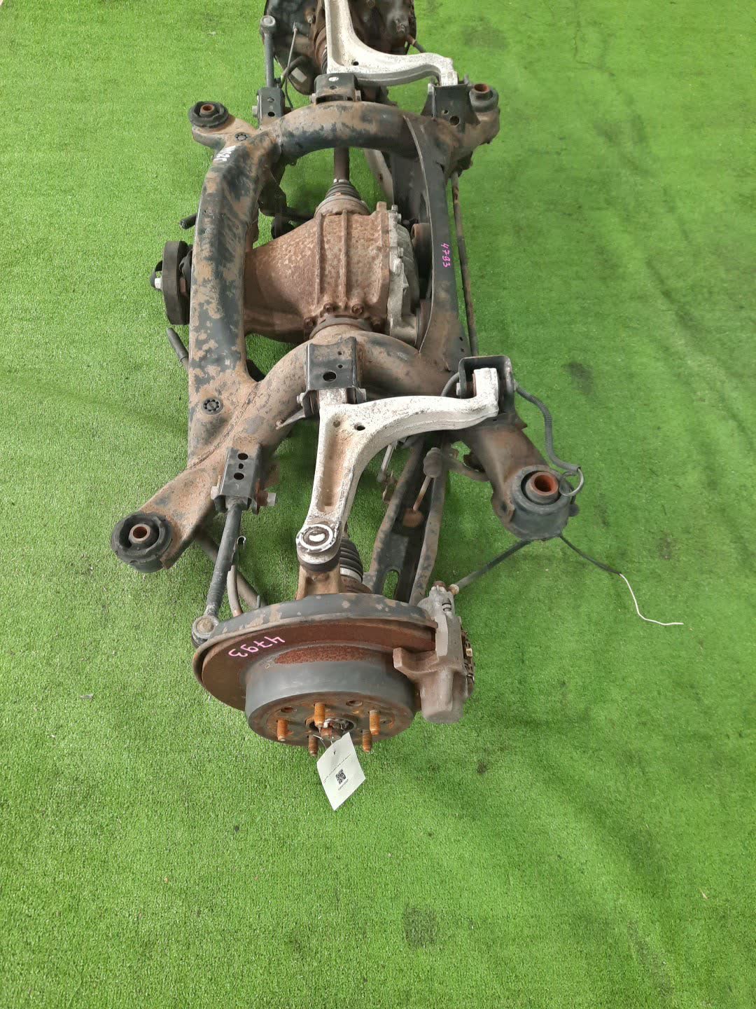 Балка задняя TOYOTA ARISTO JZS160 2JZ-GE 4793 1 ракурс