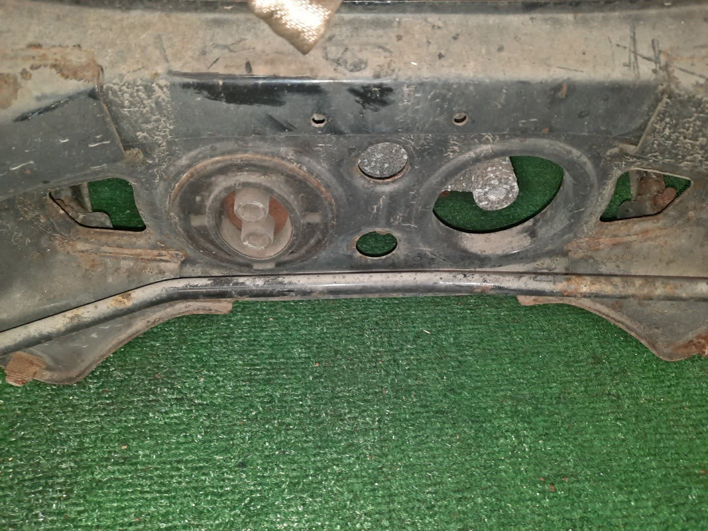 Балка задняя TOYOTA ALTEZZA GXE10 1G-FE 4911 5 ракурс