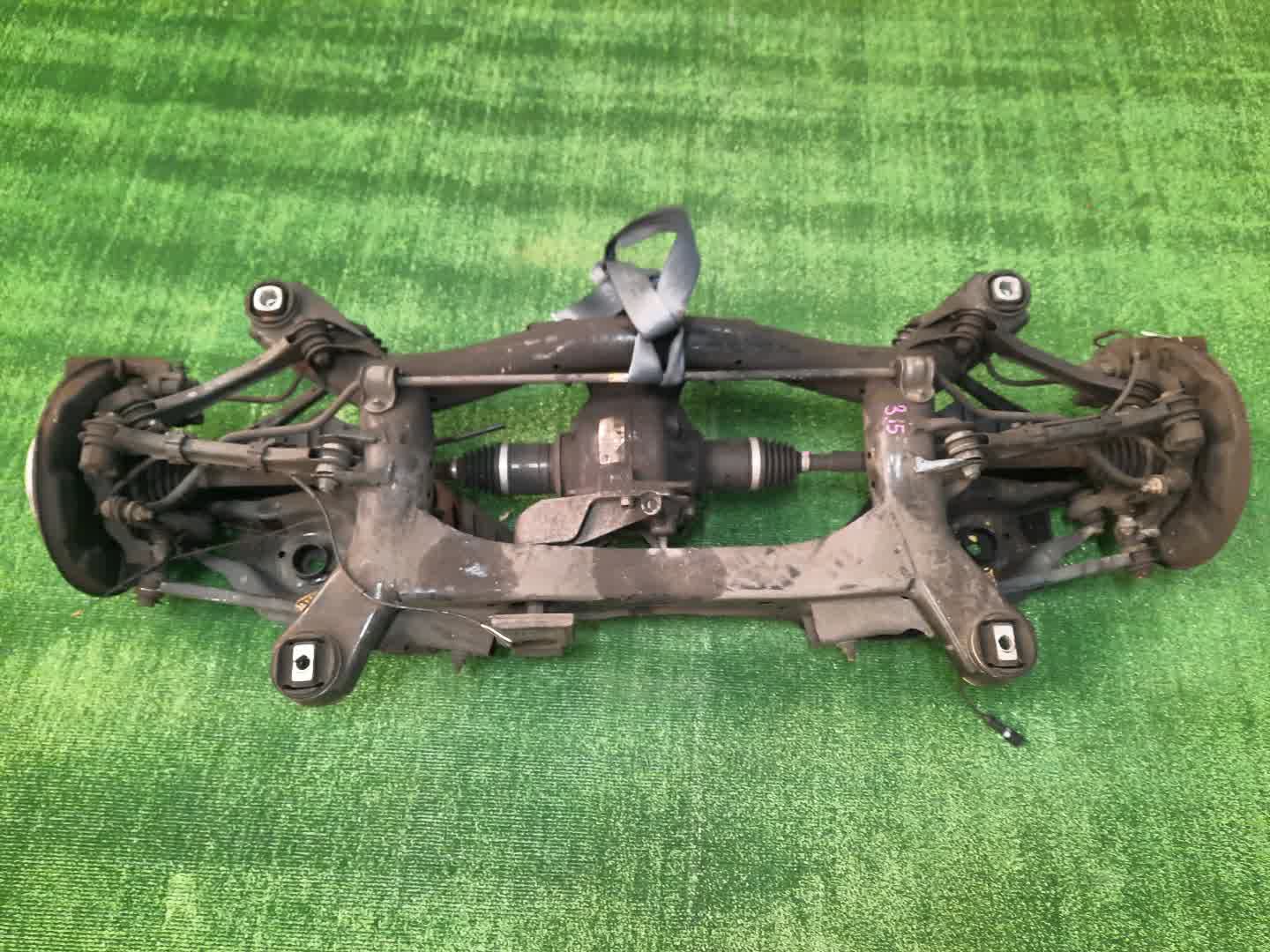 Балка задняя BMW 3-Series F31 N20B20B 5125 1 ракурс Балка задняя BMW 3-Series F31 N20B20B 5125 1 ракурс