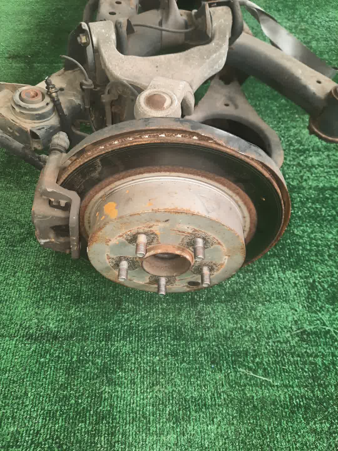 Балка задняя NISSAN PRESAGE PU31 VQ35DE 5135 2 ракурс