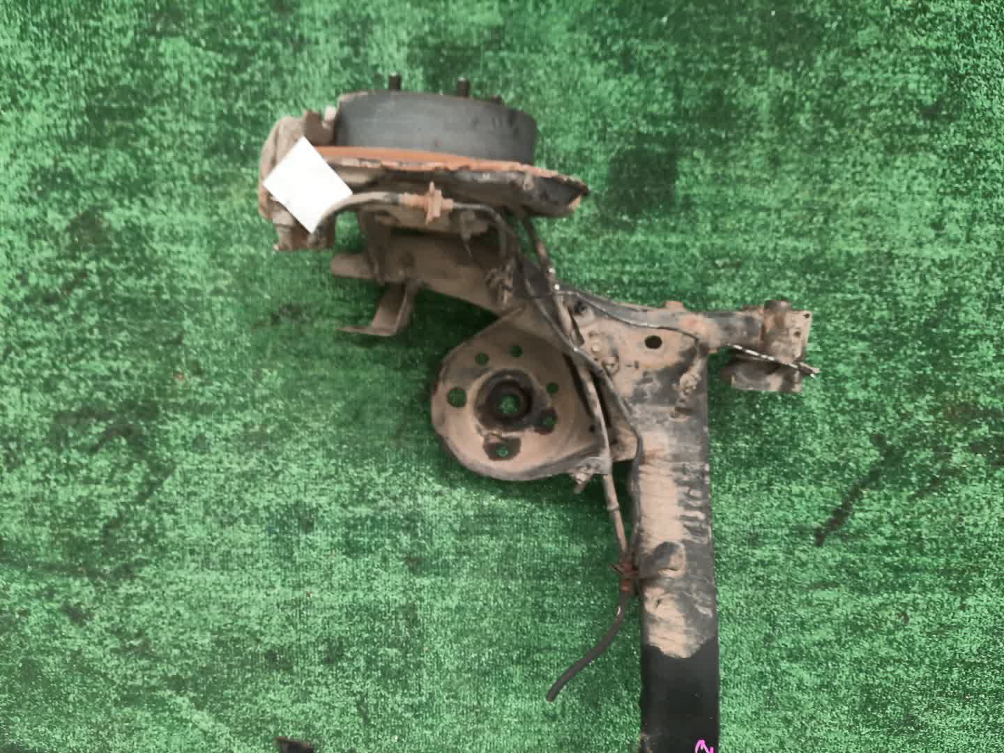 Балка задняя TOYOTA NOAH ZRR85G 3ZR-FAE 5183 4 ракурс