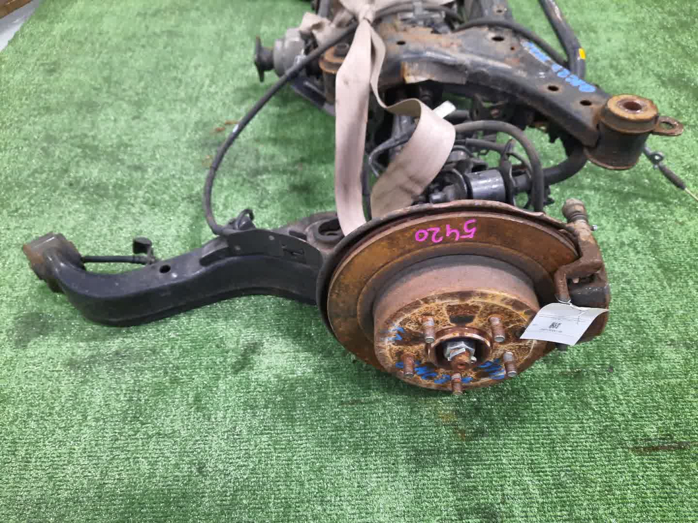 Балка задняя NISSAN SERENA GNC27 MR20DD 5420 2 ракурс