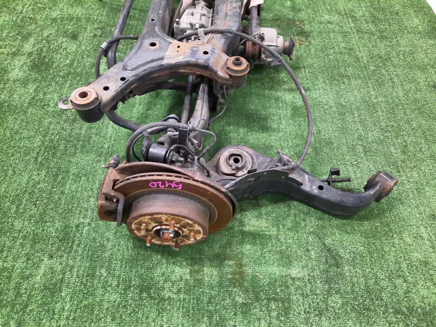 Балка задняя NISSAN SERENA GNC27 MR20DD 5420 3 ракурс