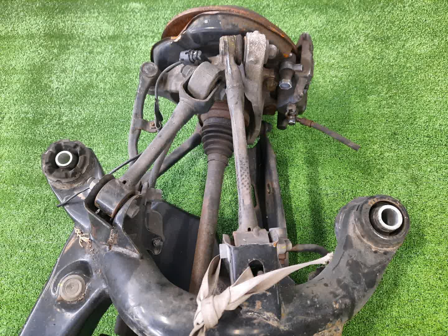 Балка задняя TOYOTA CROWN AWS210 2AR-FSE 5469 5 ракурс