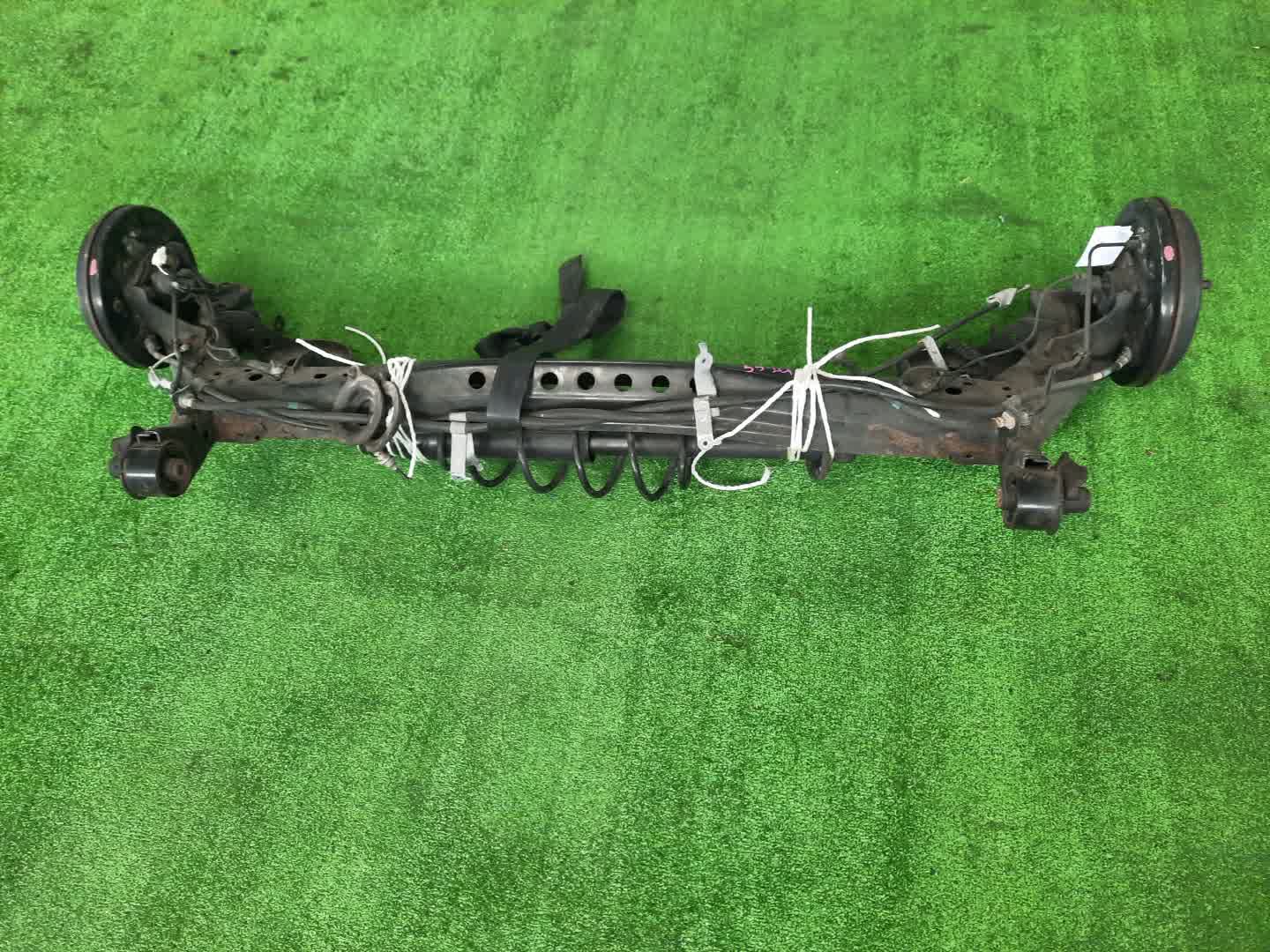 Балка задняя TOYOTA YARIS KSP210 1KR-FE 5524 2 ракурс