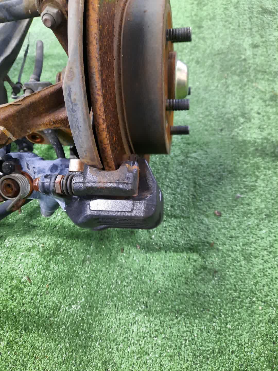 Балка задняя HONDA INSPIRE UC1 J30A 5549 5 ракурс Балка задняя HONDA INSPIRE UC1 J30A 5549 5 ракурс