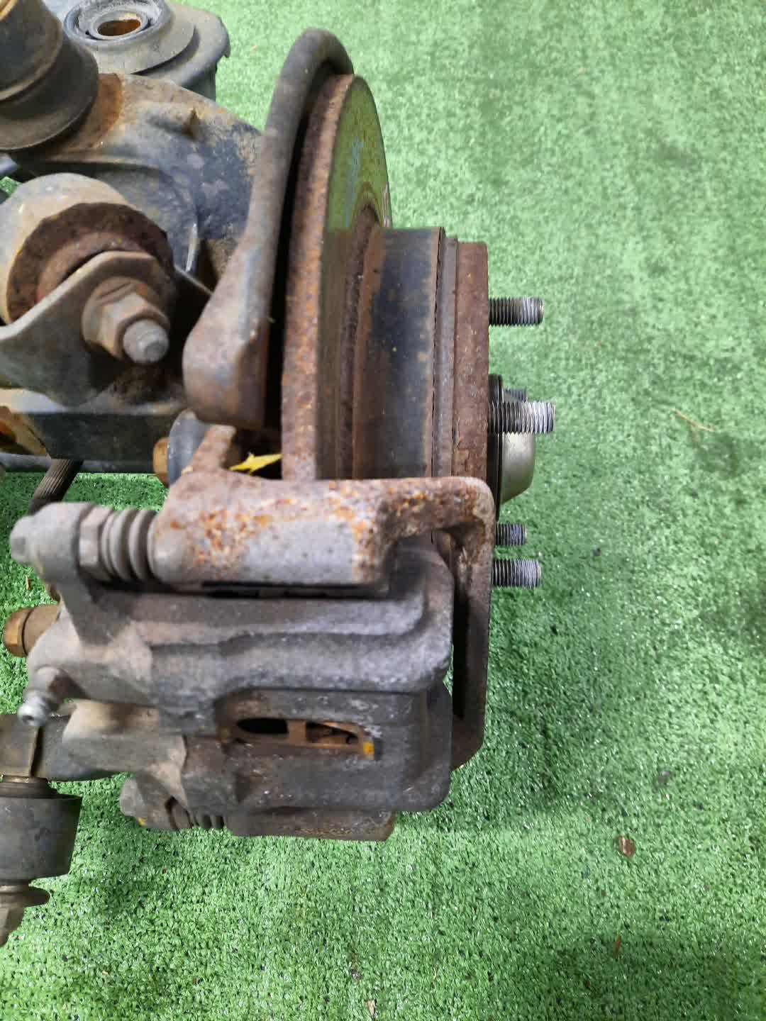 Балка задняя HONDA INSPIRE UA4 J25A 5552 5 ракурс Балка задняя HONDA INSPIRE UA4 J25A 5552 5 ракурс