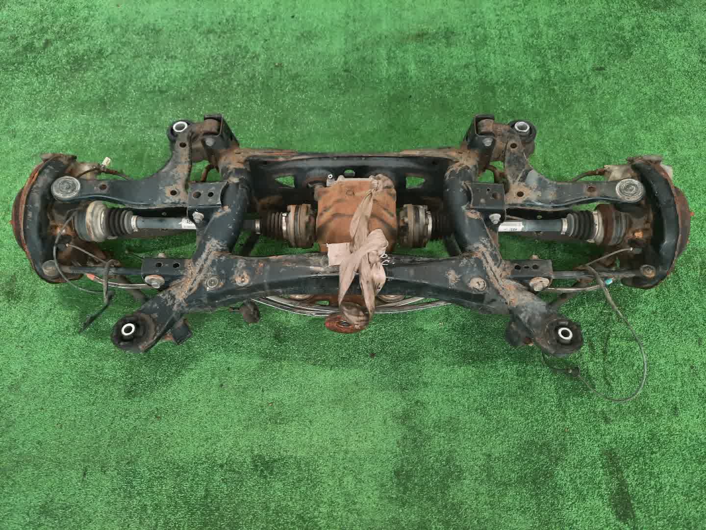 Балка задняя TOYOTA PROGRES JCG10 1JZ-GE 5667 1 ракурс