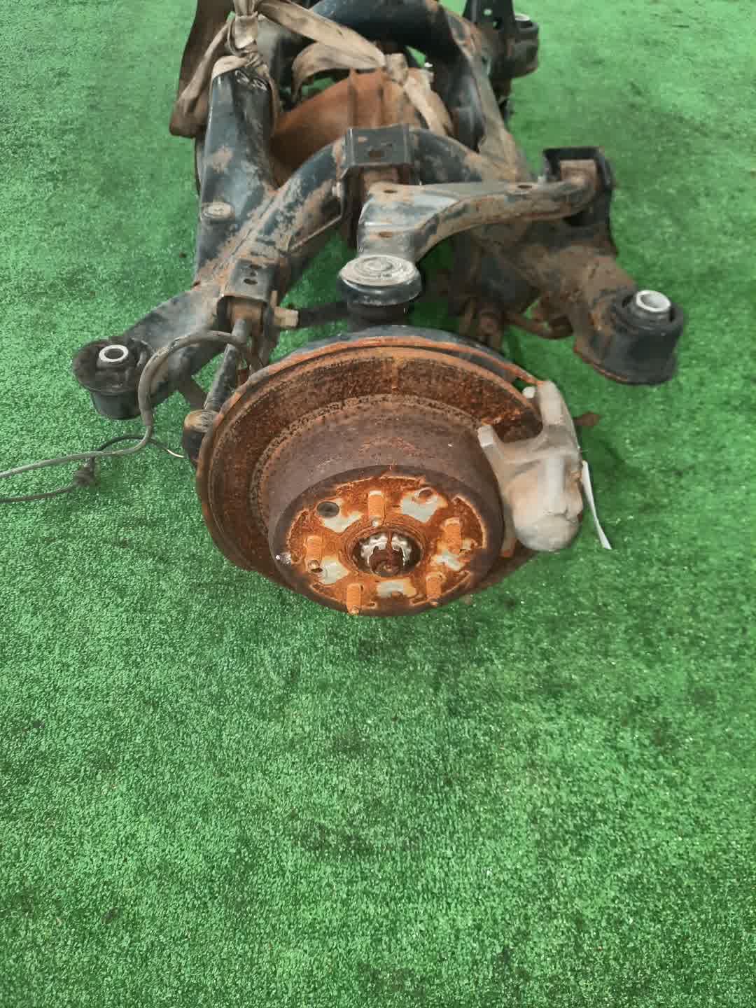 Балка задняя TOYOTA PROGRES JCG10 1JZ-GE 5667 3 ракурс