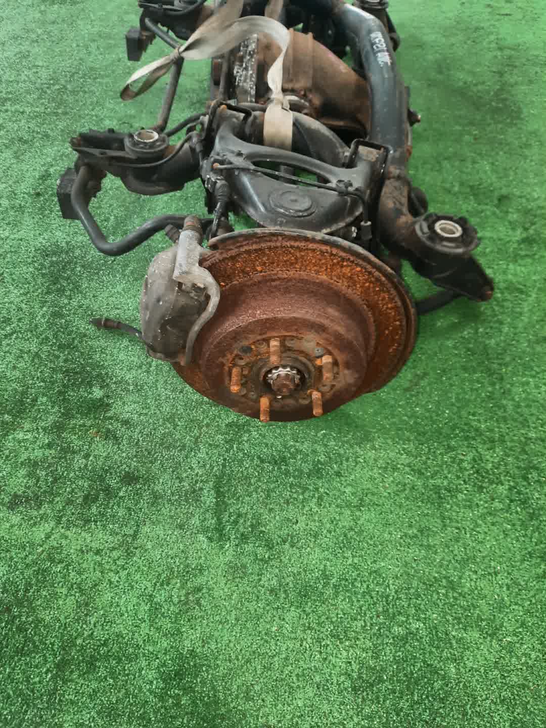 Балка задняя TOYOTA CELSIOR UCF21 1UZ-FE 5679 4 ракурс