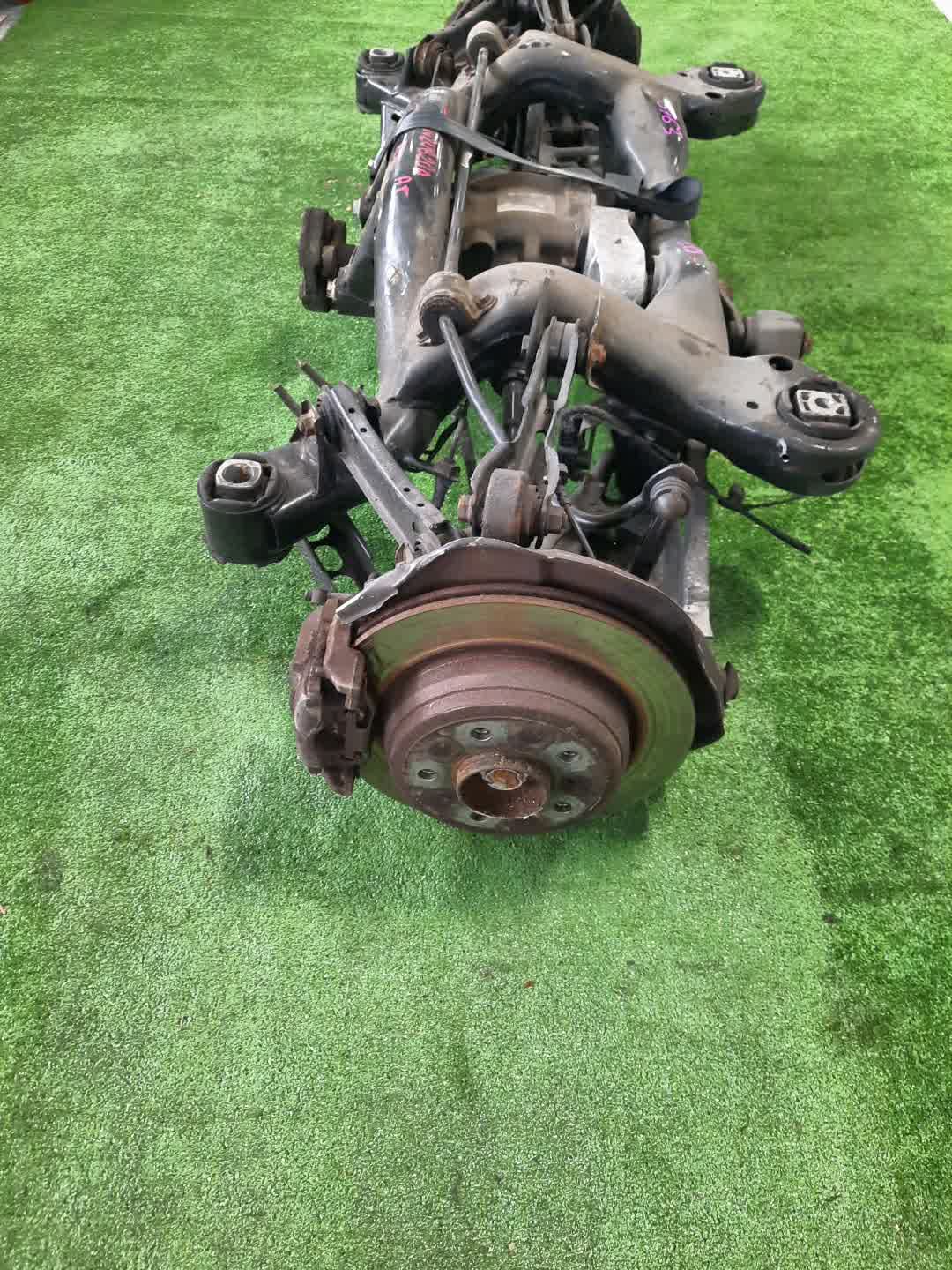 Балка задняя BMW X1 E84 N20B20A 5763 2 ракурс Балка задняя BMW X1 E84 N20B20A 5763 2 ракурс