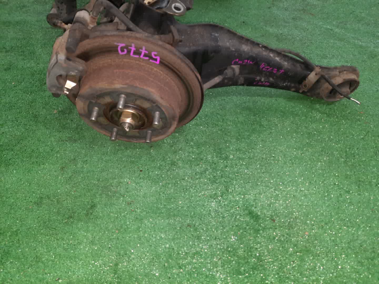 Балка задняя MITSUBISHI AIRTREK CU2W 4G63 5772 3 ракурс Балка задняя MITSUBISHI AIRTREK CU2W 4G63 5772 3 ракурс