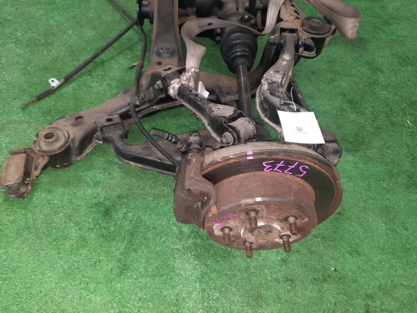 Балка задняя NISSAN LAUREL HC35 RB20DE 5773 4 ракурс