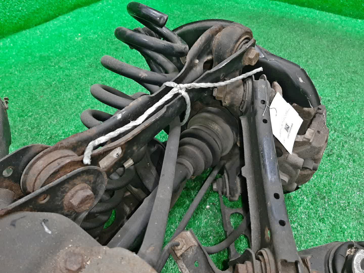 Балка задняя BMW X1 E84 N20B20A 5787 5 ракурс