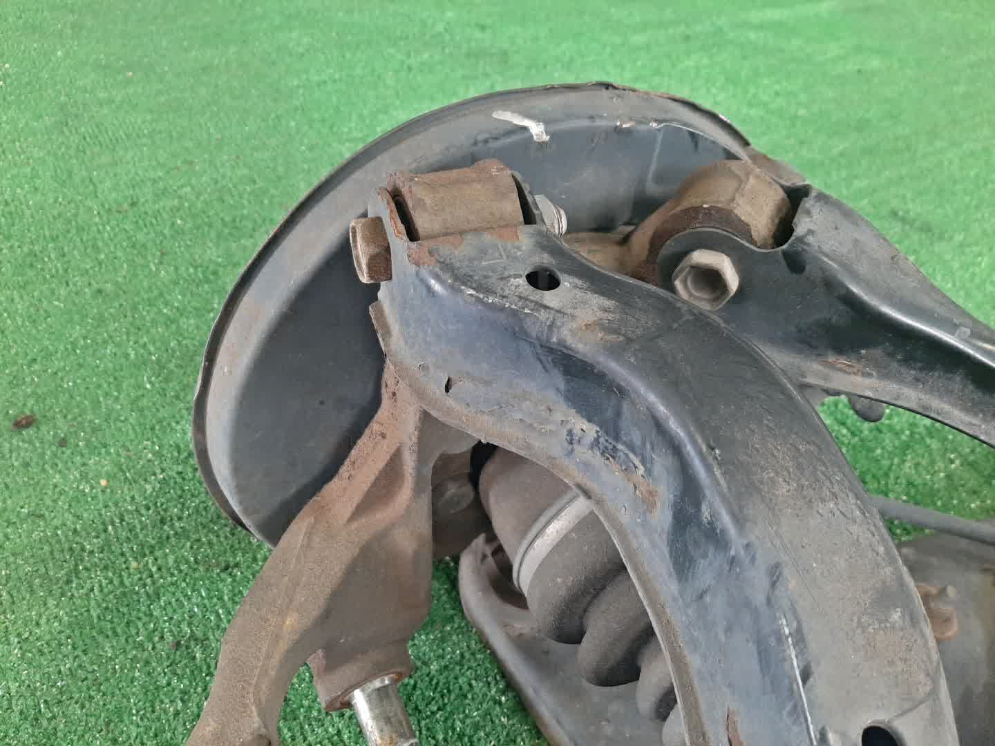 Балка задняя NISSAN LAUREL HC35 RB20DE 5944 4 ракурс