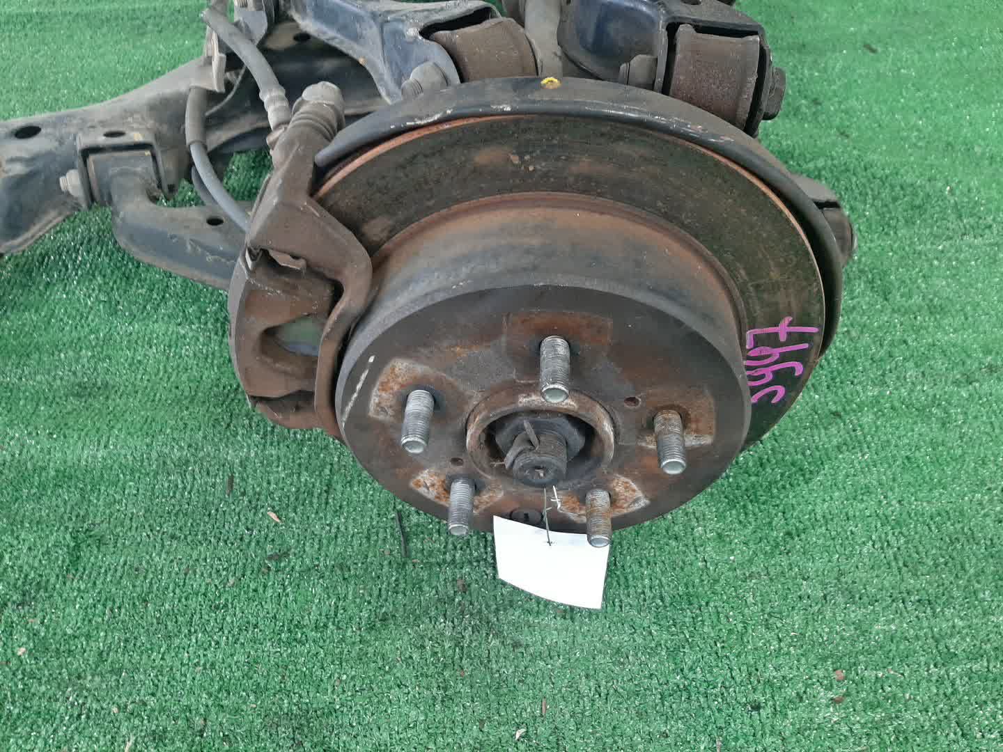 Балка задняя NISSAN LAUREL HC35 RB20DE 5947 2 ракурс