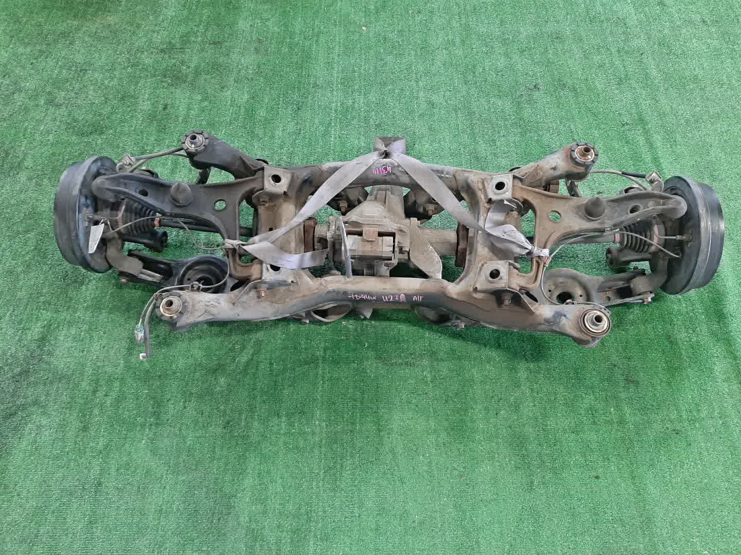 Балка задняя SUZUKI ESCUDO TD94W H27A 5963 1 ракурс