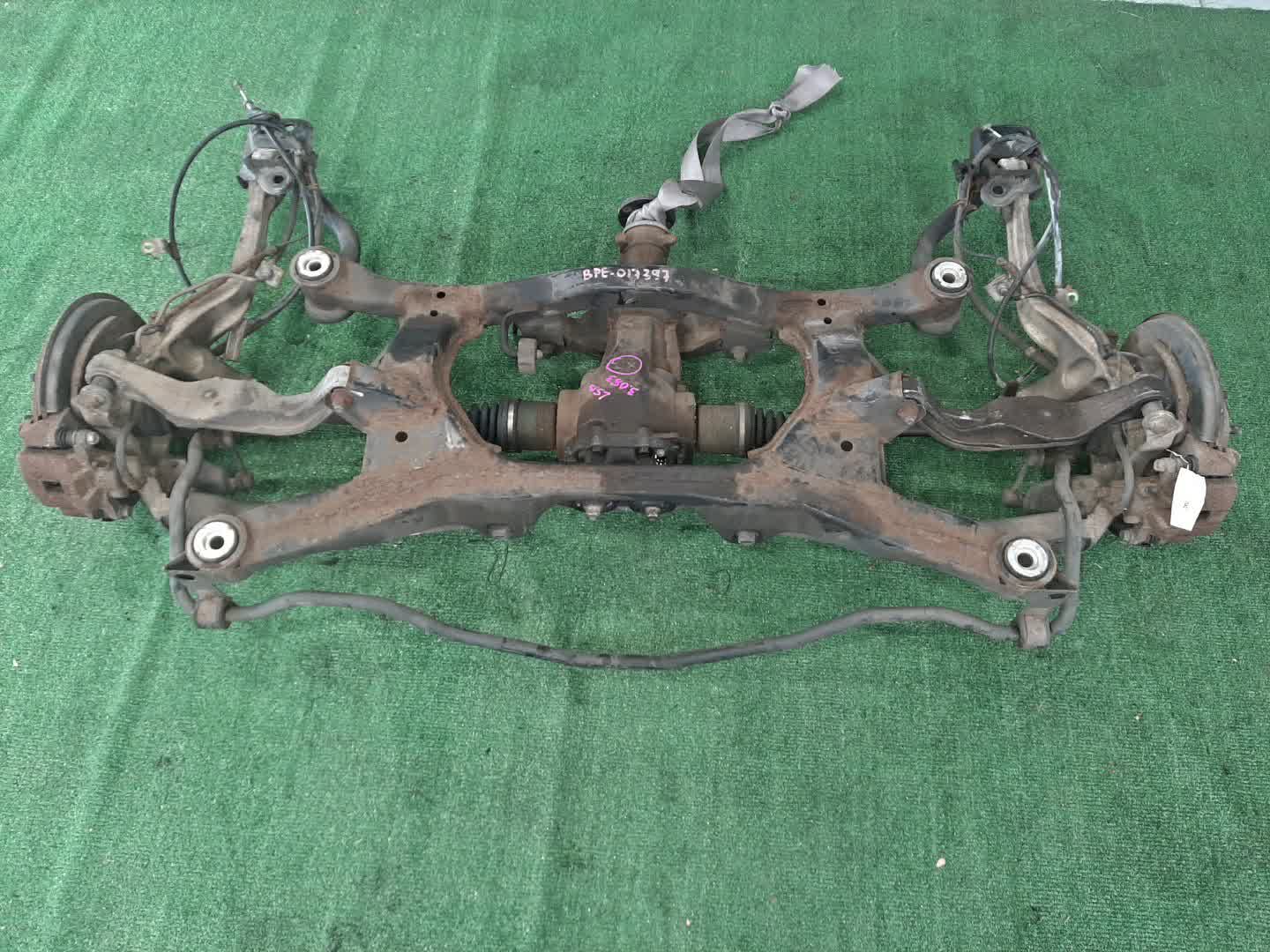 Балка задняя SUBARU LEGACY BPE EZ30DE 5985 1 ракурс