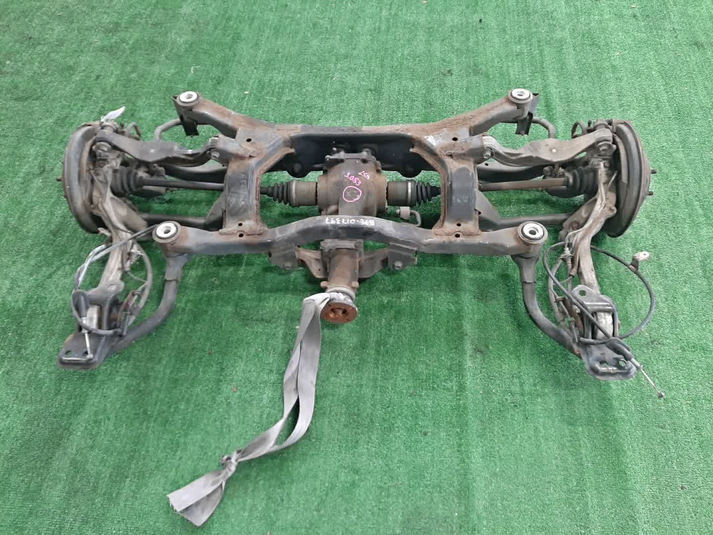 Балка задняя SUBARU LEGACY BPE EZ30DE 5985 2 ракурс