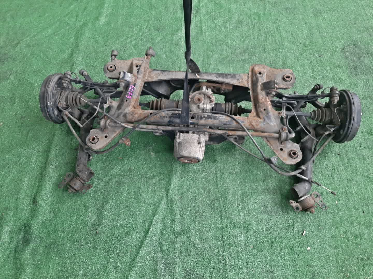 Балка задняя TOYOTA ALLION ZZT245 1ZZ-FE 6079 2 ракурс