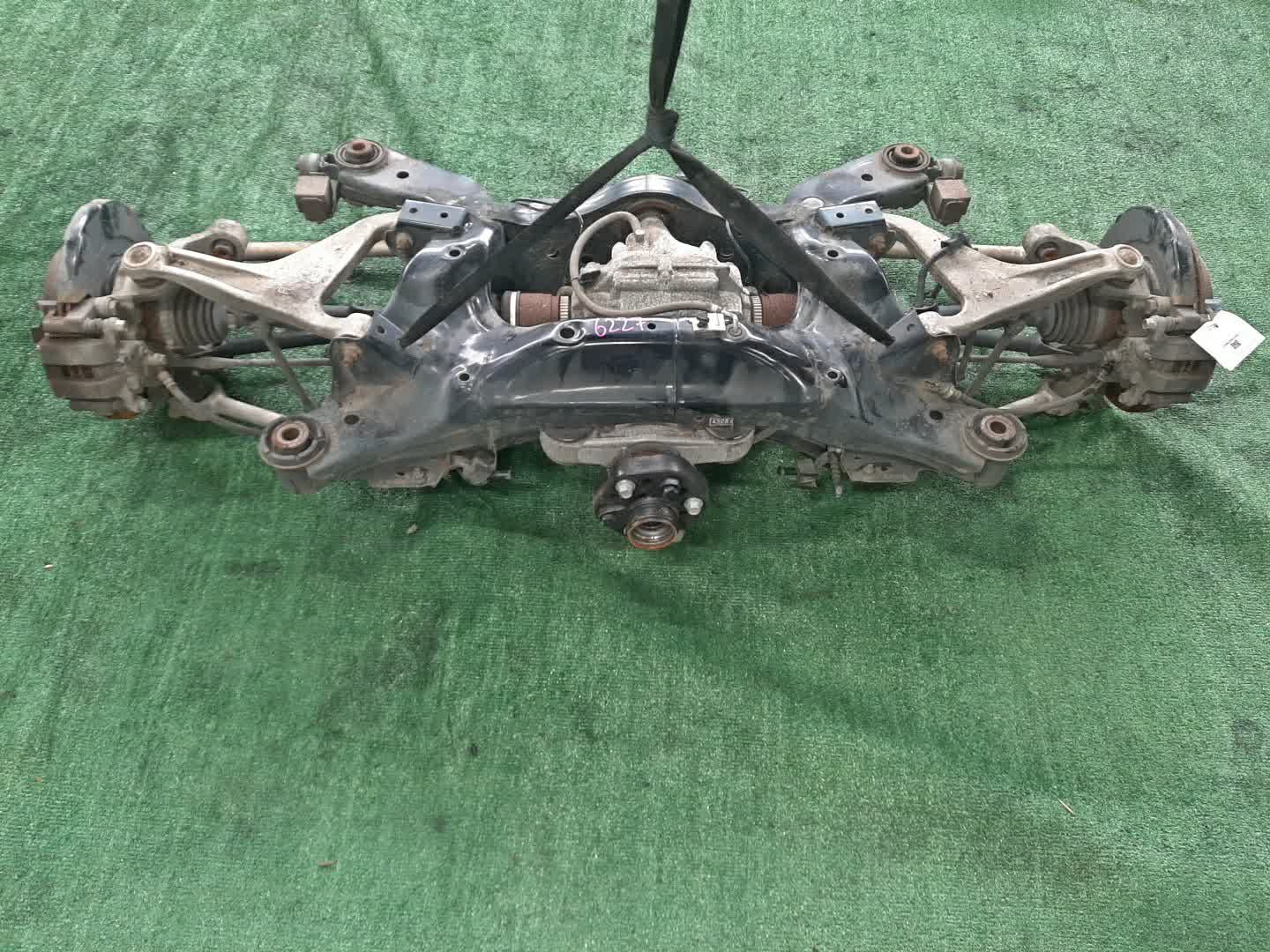 Балка задняя NISSAN FUGA HY51 VQ35HR 6227 2 ракурс