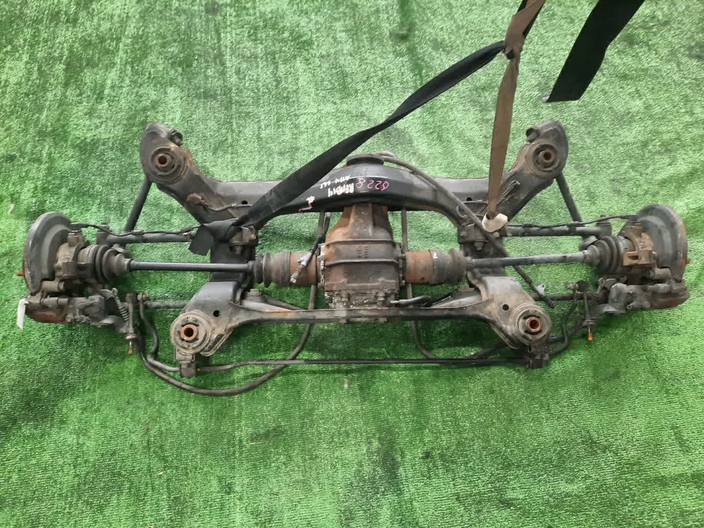 Балка задняя NISSAN RASHEEN RFNB14 GA15DE 6228 4 ракурс