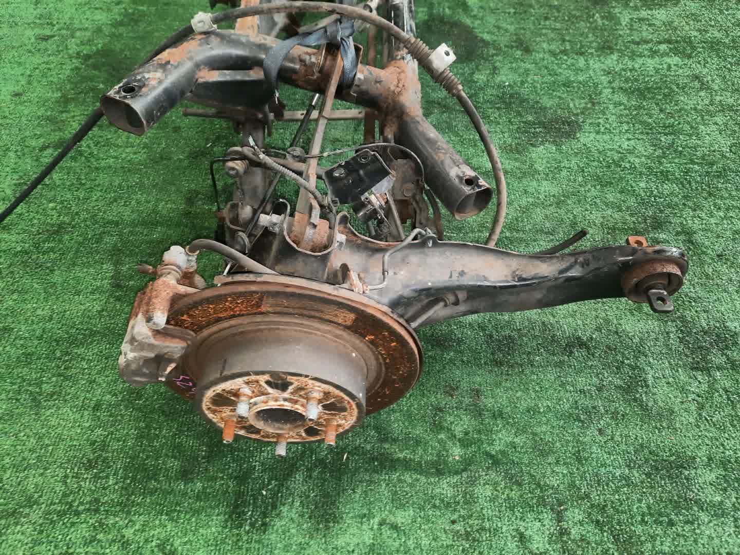 Балка задняя MITSUBISHI RVR GA3W 4B10 6246 2 ракурс