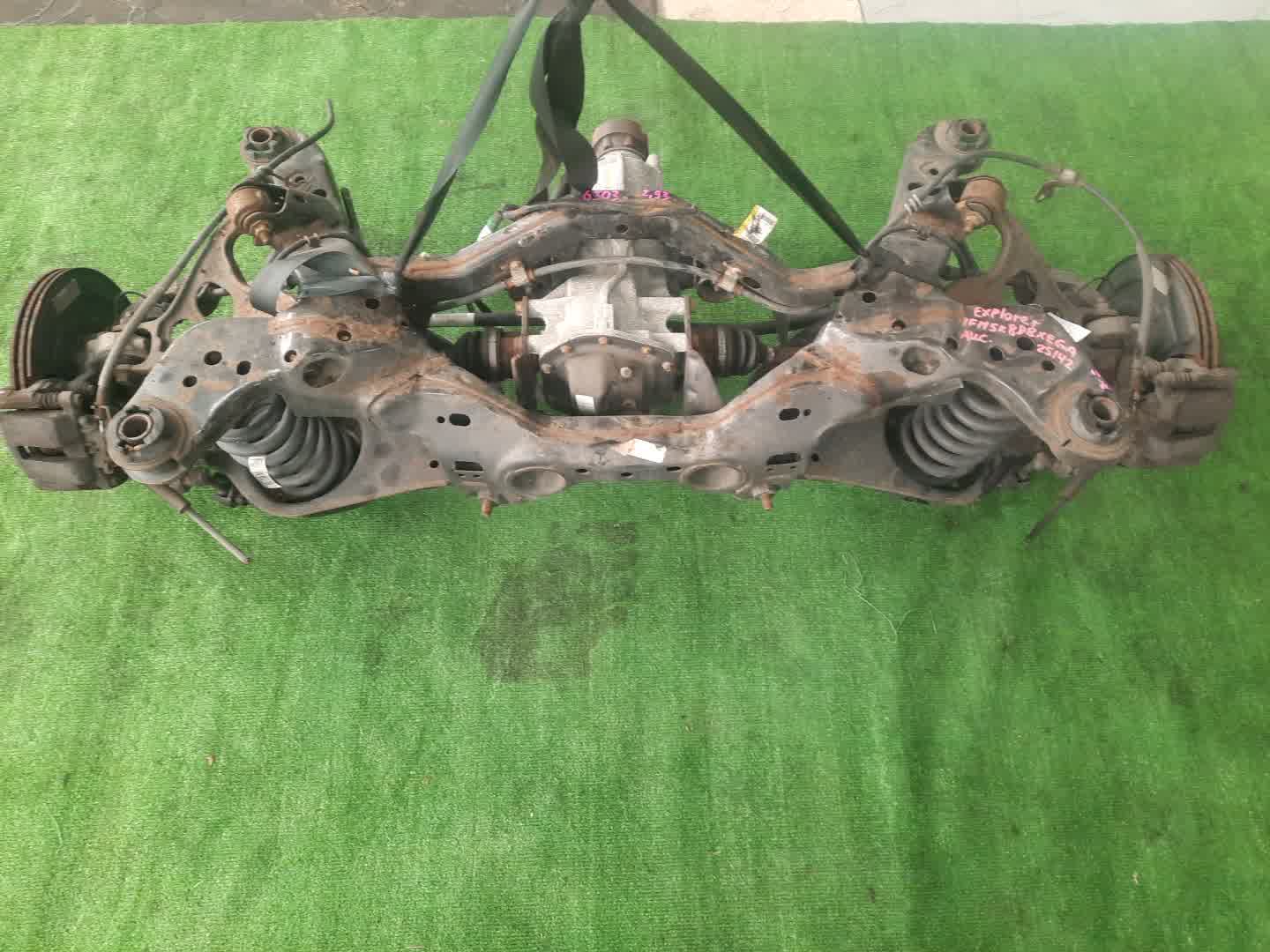 Балка задняя FORD EXPLORER U502 T35PDED 6303 1 ракурс