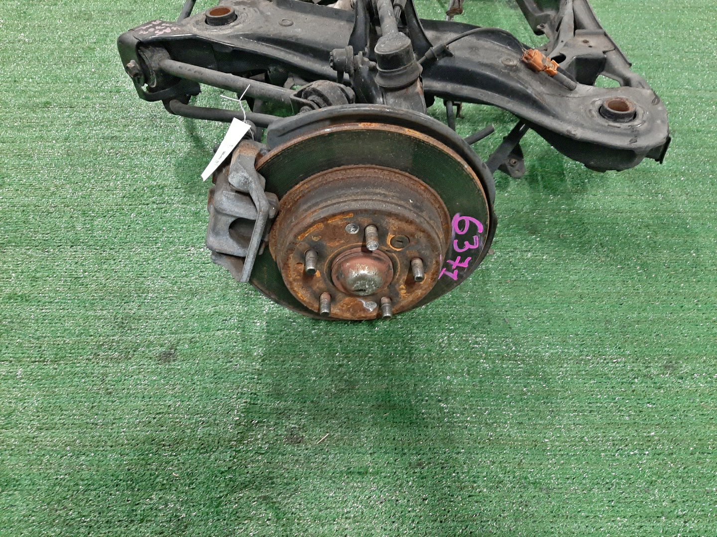 Балка задняя HONDA INSPIRE UA5 J32A 6371 4 ракурс