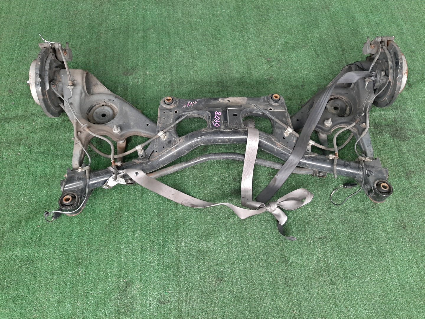 Балка задняя MITSUBISHI GRANDIS NA4W 4G69 6408 2 ракурс