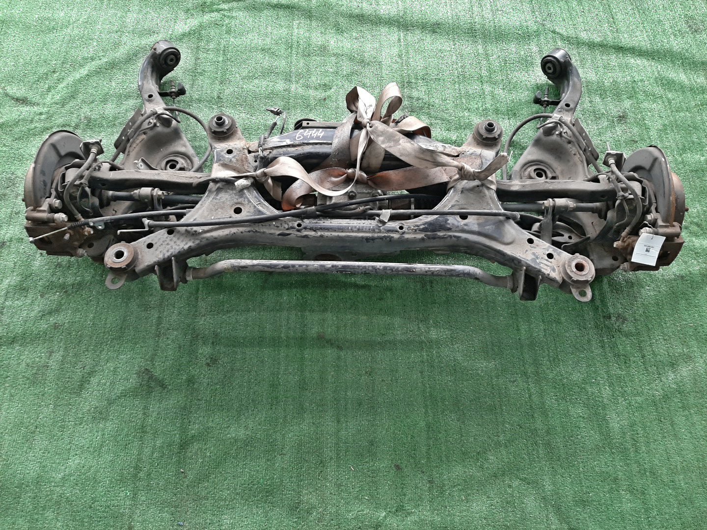 Балка задняя NISSAN SERENA NC25 MR20DE 6444 1 ракурс