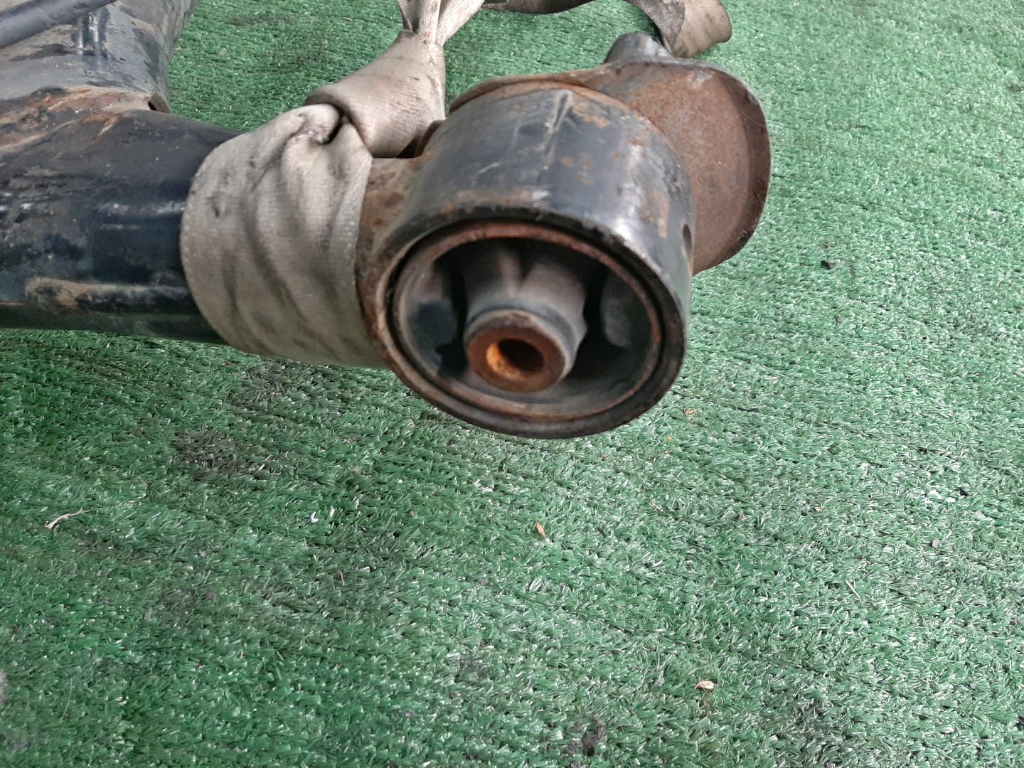 Балка задняя TOYOTA COROLLA ZZE122 1ZZ-FE 6454 4 ракурс