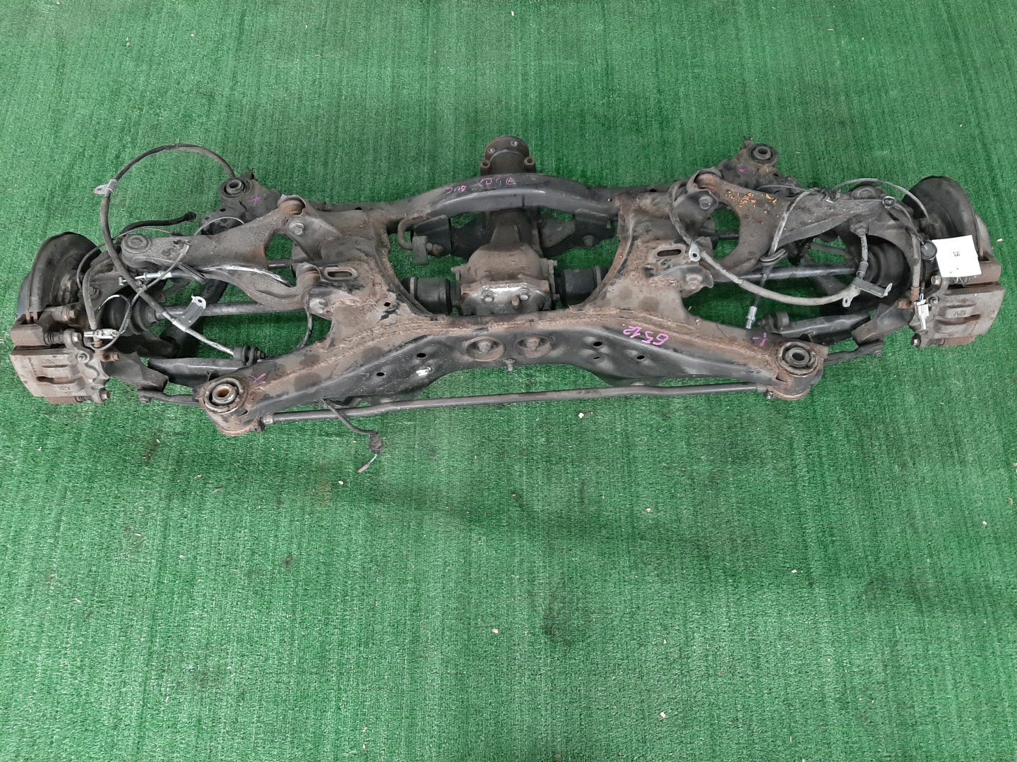 Балка задняя SUBARU FORESTER SJG FA20F 6512 1 ракурс