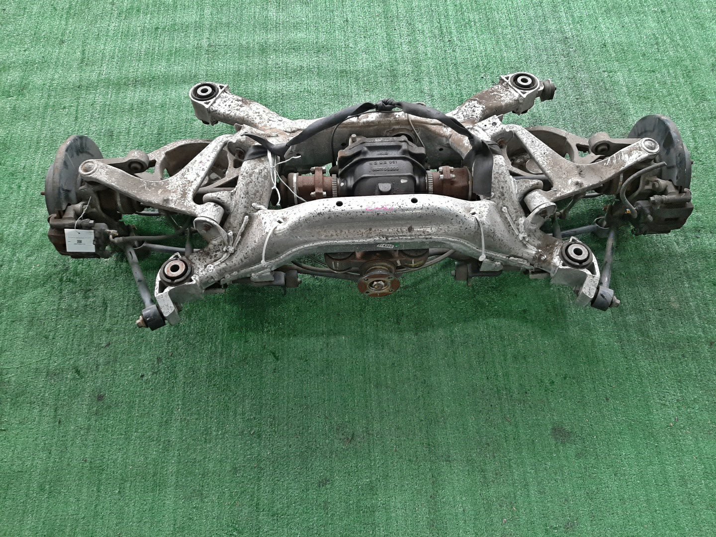 Балка задняя NISSAN SKYLINE V35 VQ25DD 6605 1 ракурс