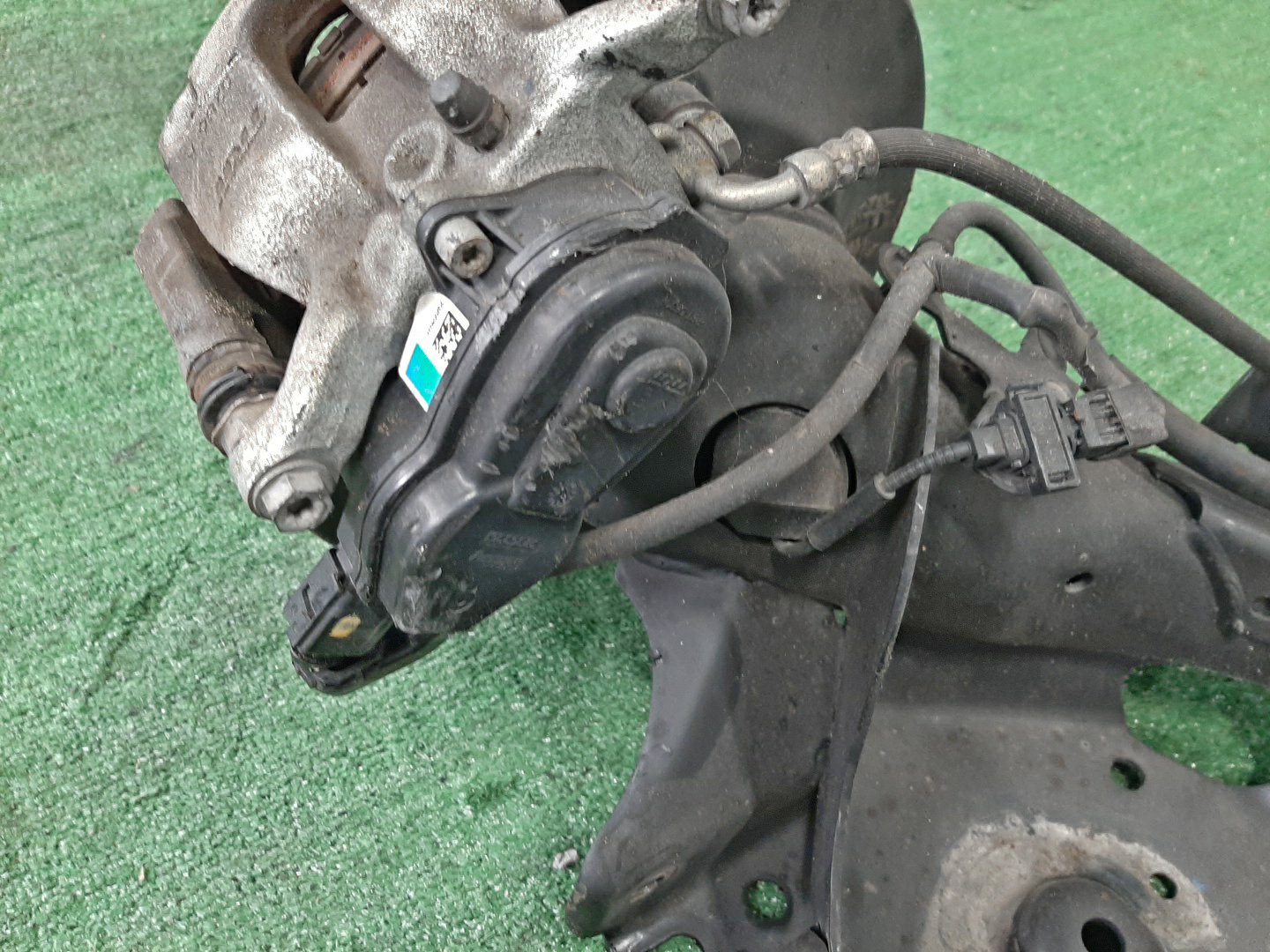 Балка задняя HONDA VEZEL RU3 LEB 6615 5 ракурс