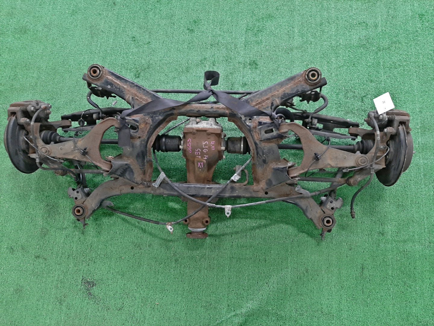 Балка задняя SUBARU FORESTER SJG FA20F 6653 1 ракурс