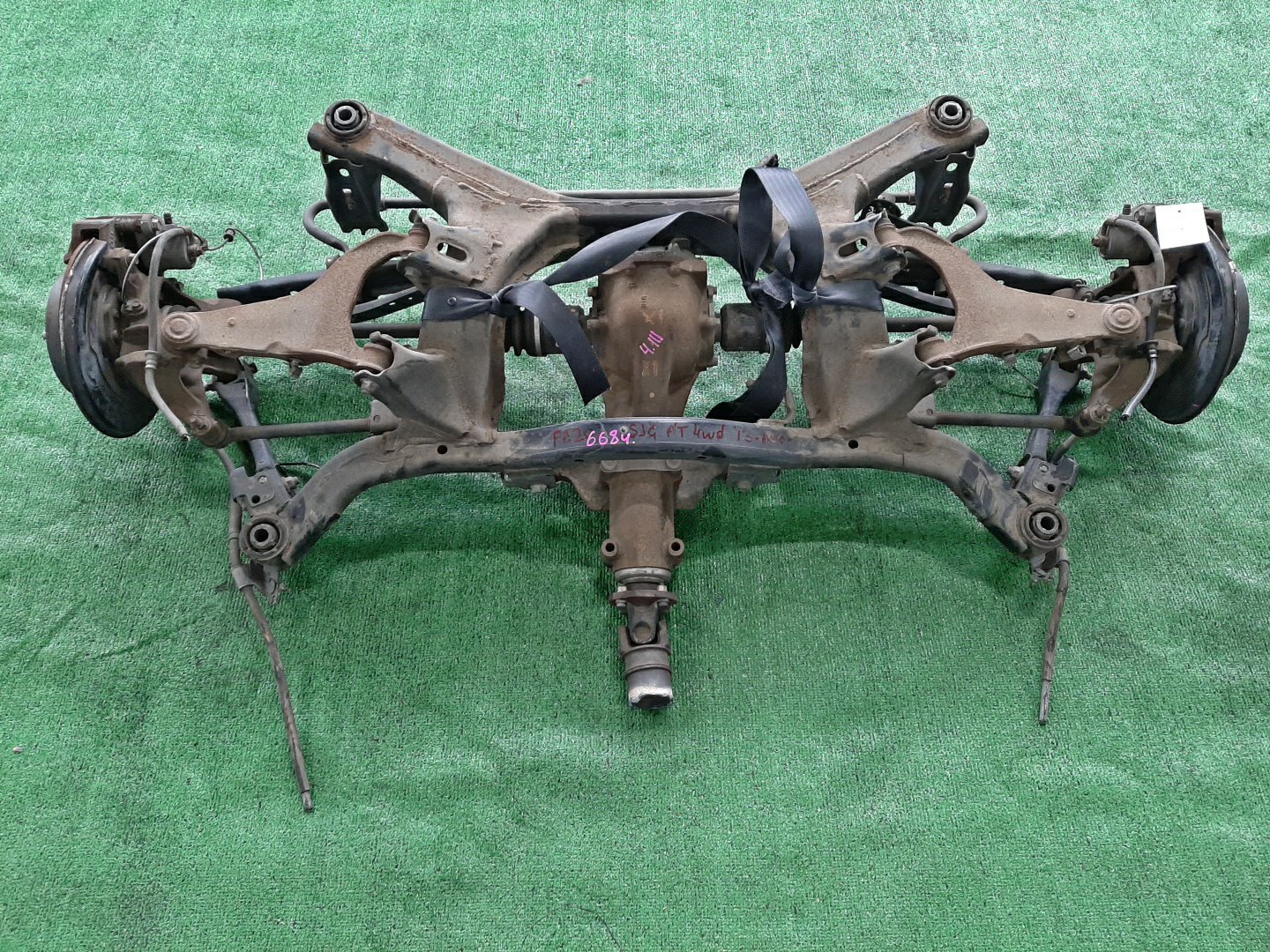 Балка задняя SUBARU FORESTER SJG FA20F 6684 1 ракурс