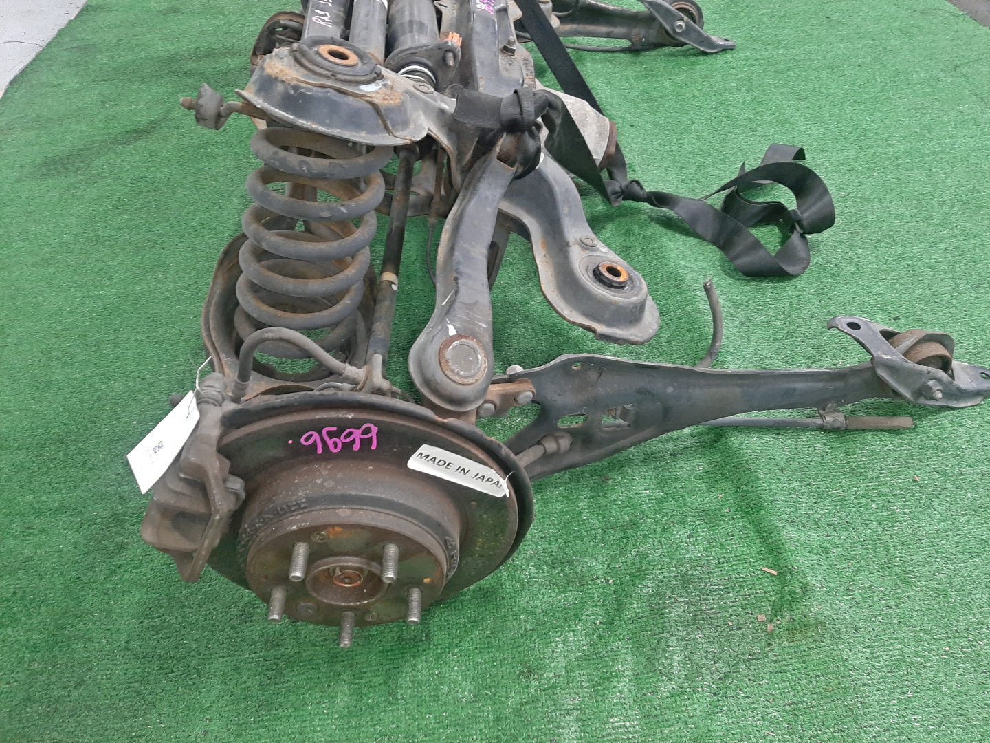 Балка задняя HONDA ODYSSEY RA9 J30A 6696 4 ракурс Балка задняя HONDA ODYSSEY RA9 J30A 6696 4 ракурс