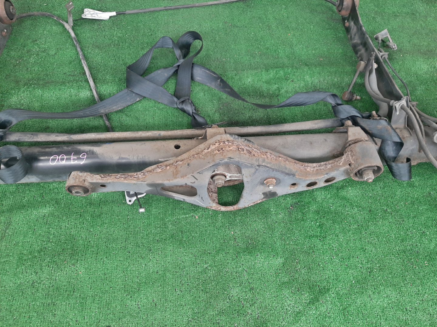 Балка задняя NISSAN PRIMERA TP12 QR20DE 6700 3 ракурс