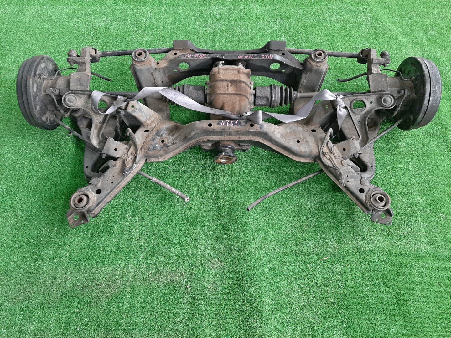 Балка задняя NISSAN RNESSA NN30 SR20DET 6761 1 ракурс