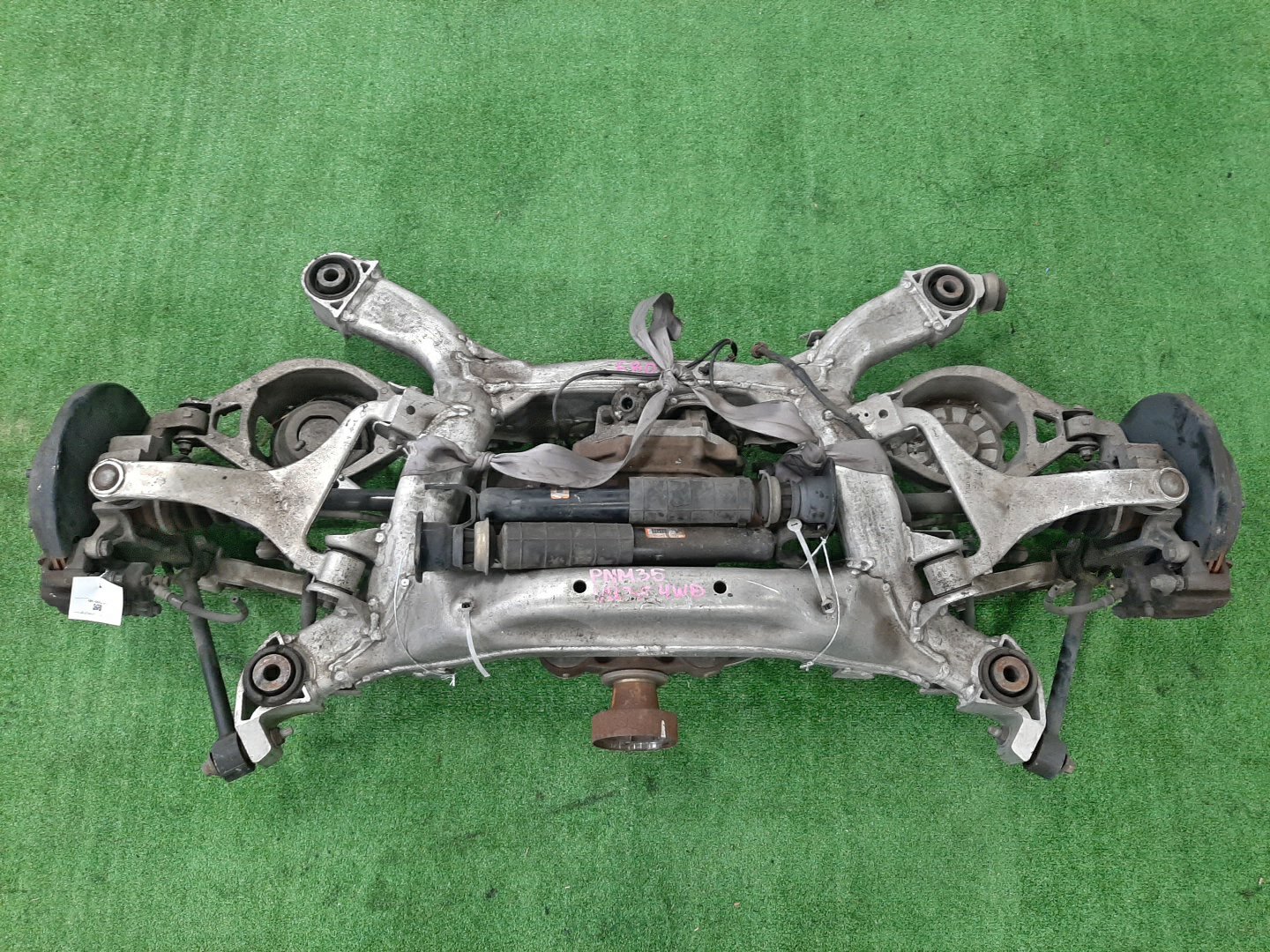 Балка задняя NISSAN STAGEA PNM35 VQ35DE 6808 1 ракурс