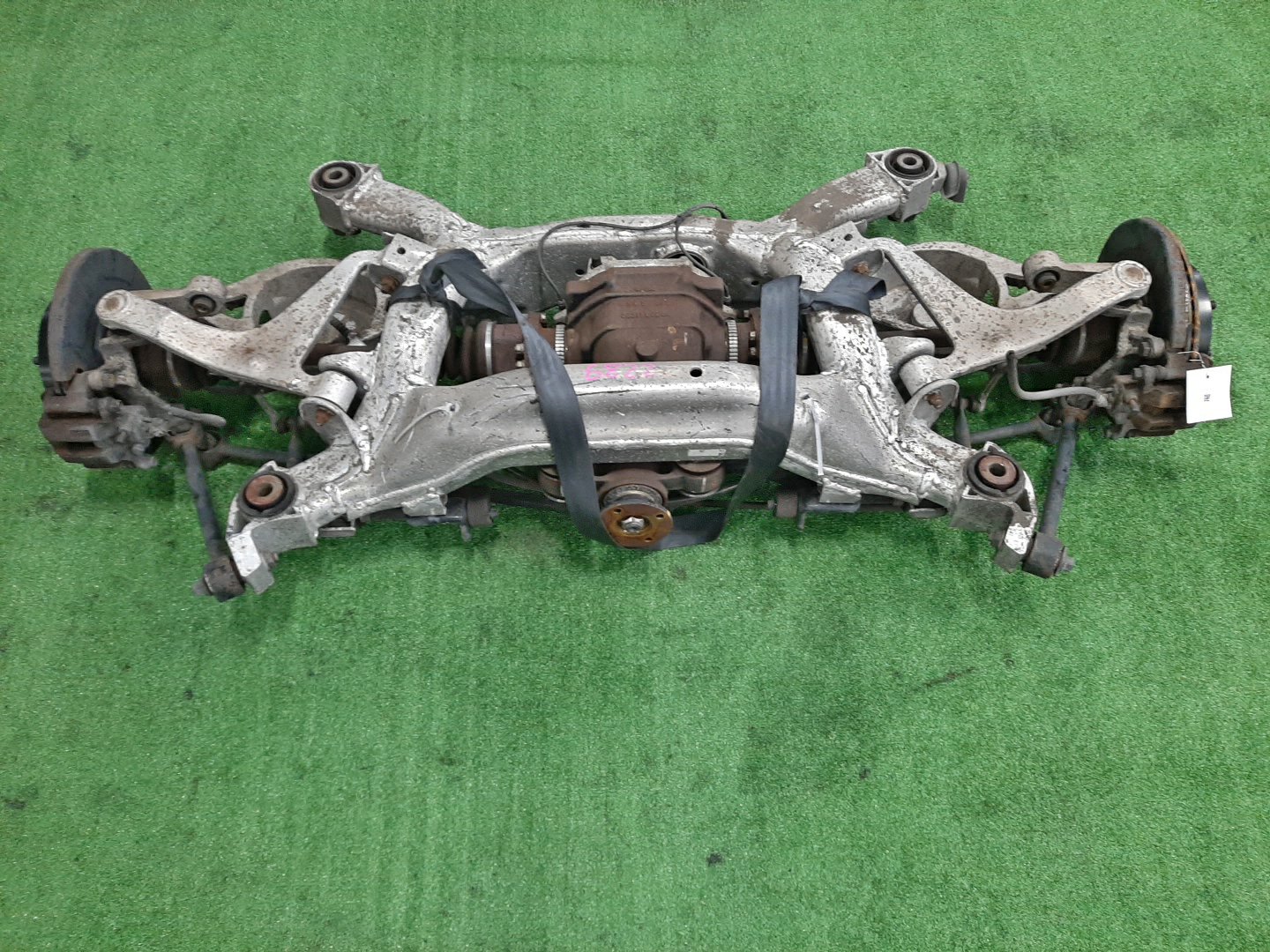 Балка задняя NISSAN SKYLINE V35 VQ25DD 6822 1 ракурс