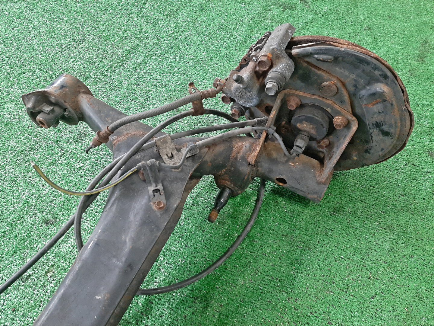 Балка задняя TOYOTA WILL VS ZZE128 2ZZ-GE 6858 5 ракурс