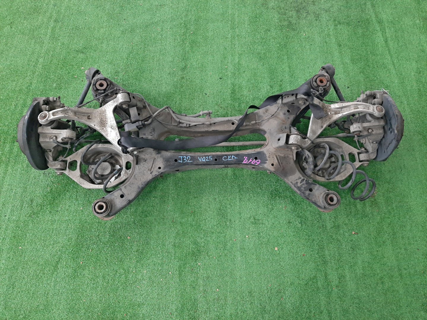 Балка задняя NISSAN TEANA J32 VQ25DE 6919 2 ракурс