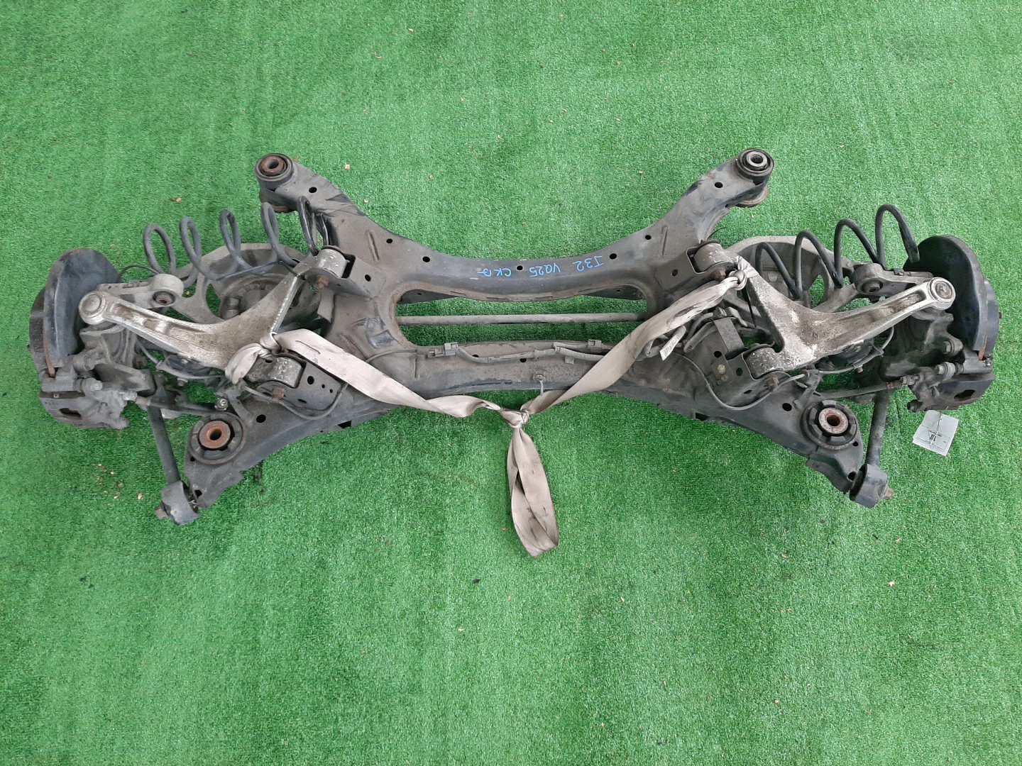 Балка задняя NISSAN TEANA J32 VQ25DE 6939 1 ракурс