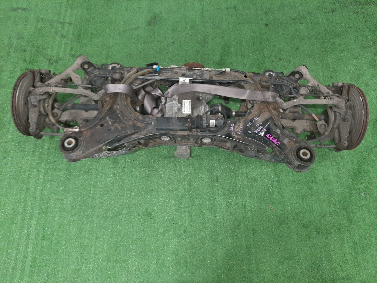 Балка задняя JAGUAR XF CC9 204PT 7013 1 ракурс