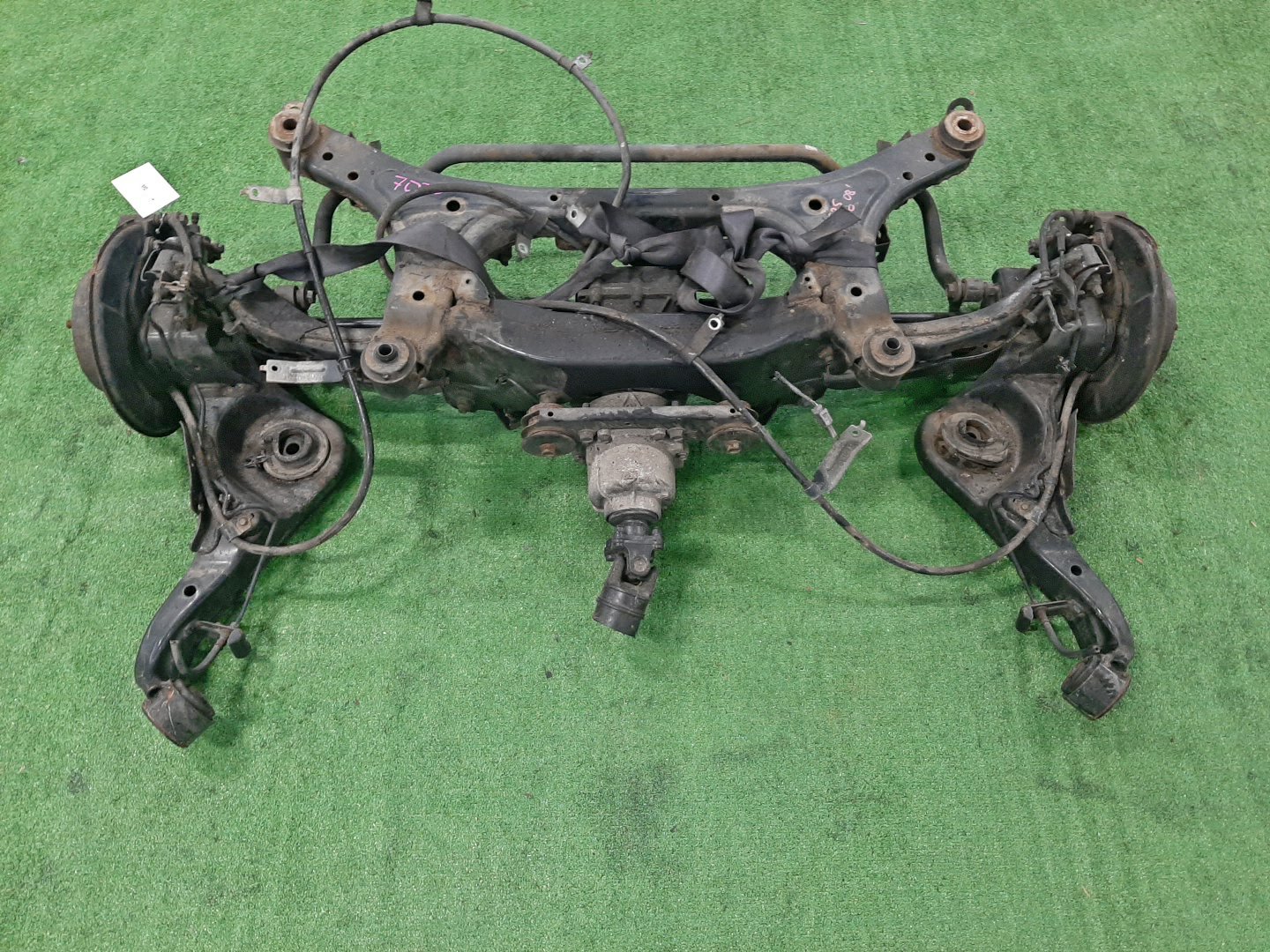 Балка задняя NISSAN SERENA NC25 MR20DE 7030 1 ракурс